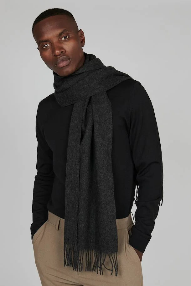 Matinique Dark Grey Merino Wool Scarf