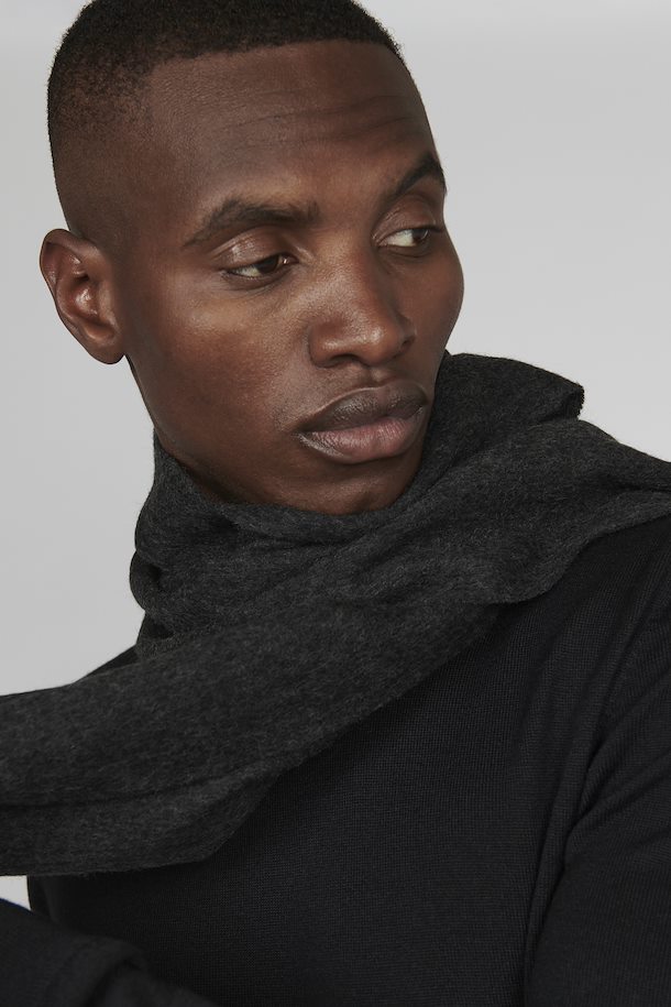 Matinique Dark Grey Merino Wool Scarf