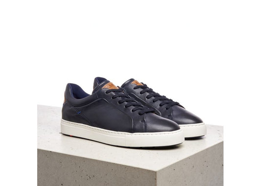 LLOYD Majuro Navy Trainer